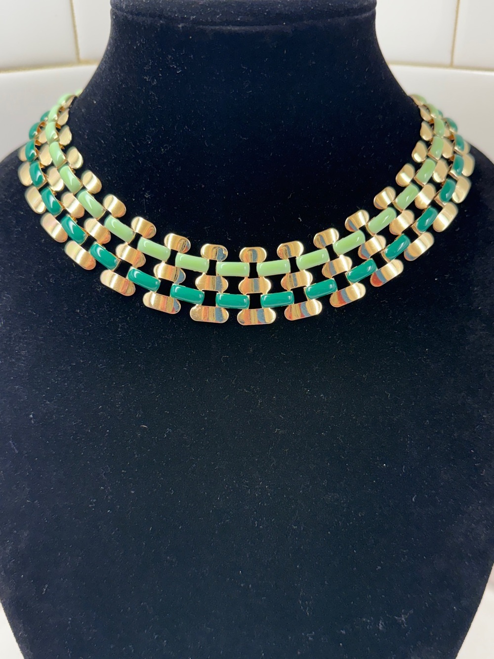 Vintage MCM Gold Tone Green Enamel Articulated Choker Necklace 16"